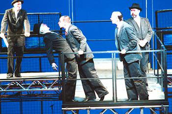 DIE HEILIGE JOHANNA DER SCHLACHTHÖFE / 2001